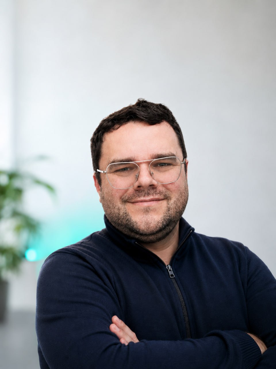 Sebastian — CTO VetFlow